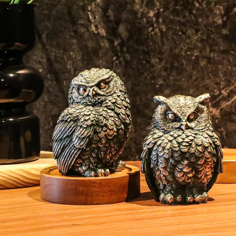 2 Pack Small Vintage Style Owl Statues for Home, Modern Style Figurine Bedroom